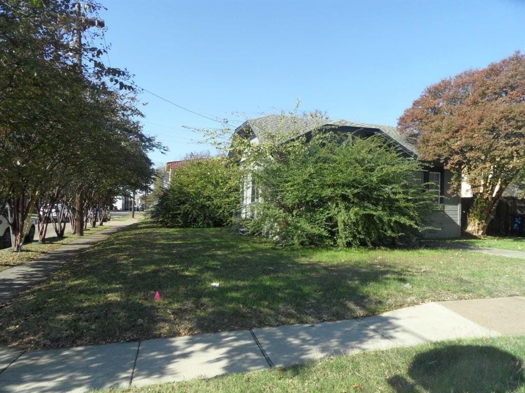 0.1 acres in Dallas County - photo 2