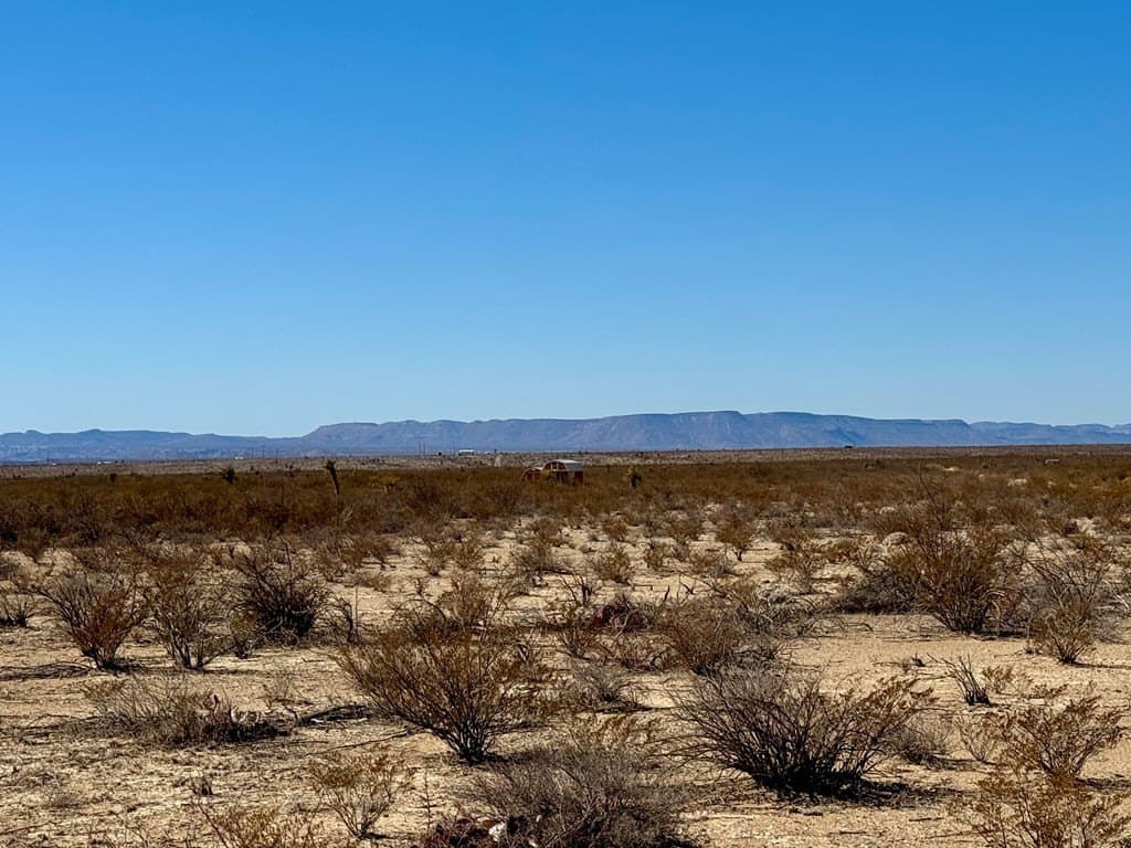 5 acres in Brewster County - photo 4