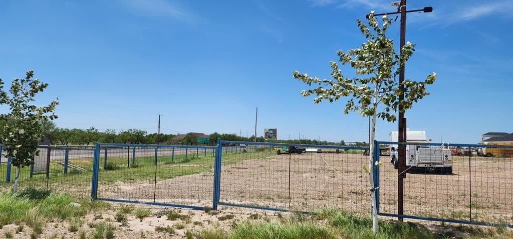 10.01 acres in Maverick County - photo 18