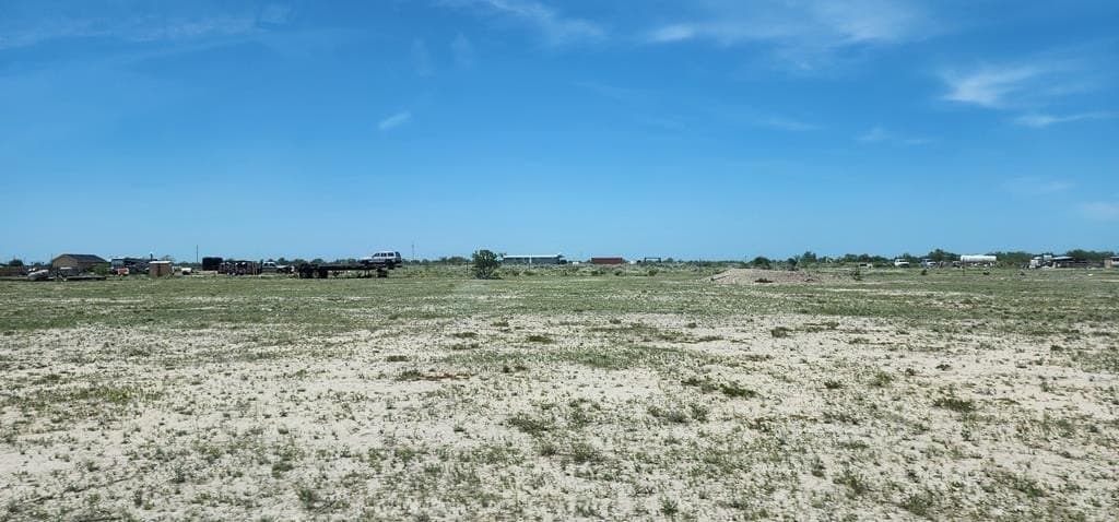 10.01 acres in Maverick County - photo 13