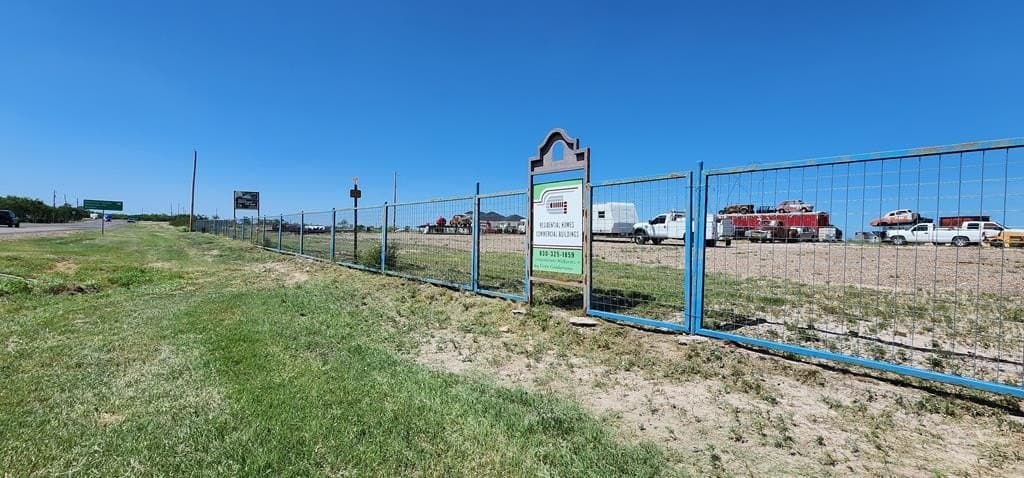 10.01 acres in Maverick County - photo 4