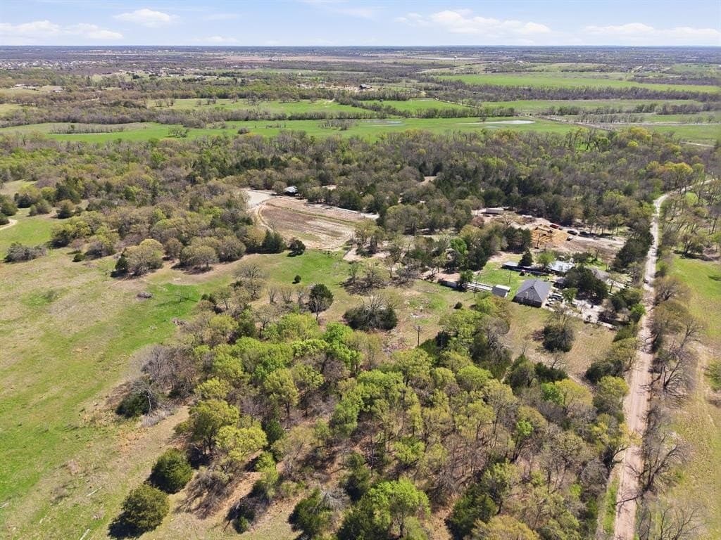 5.92 acres in Kaufman County - photo 5