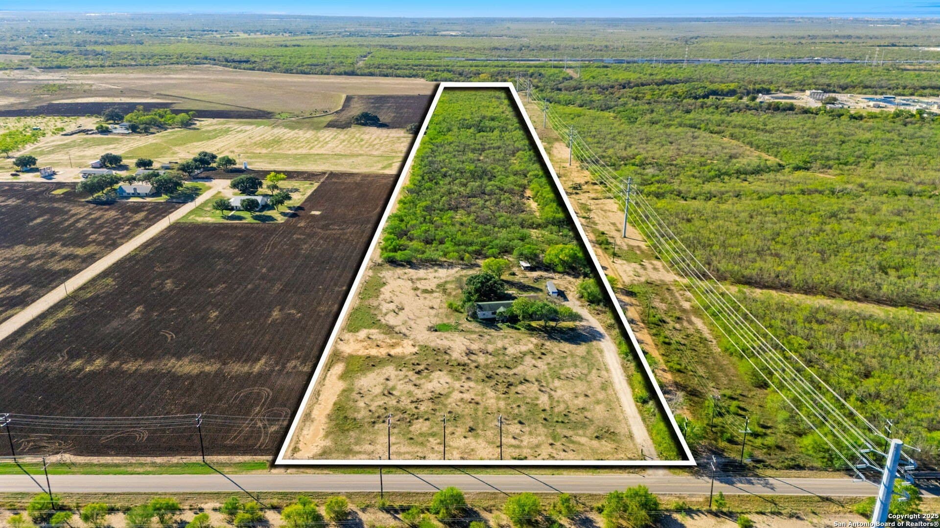 24.98 acres in Bexar County - photo 3