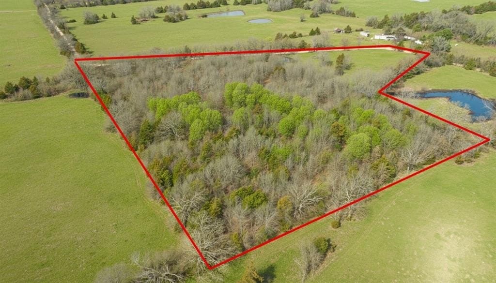 10 acres in Red River County - photo 11