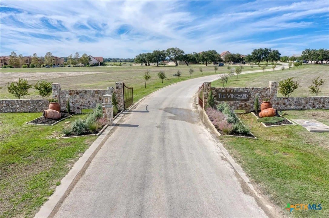 2.13 acres in Williamson County - photo 3