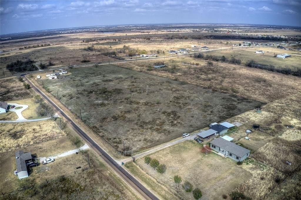 5 acres in Kaufman County - photo 3