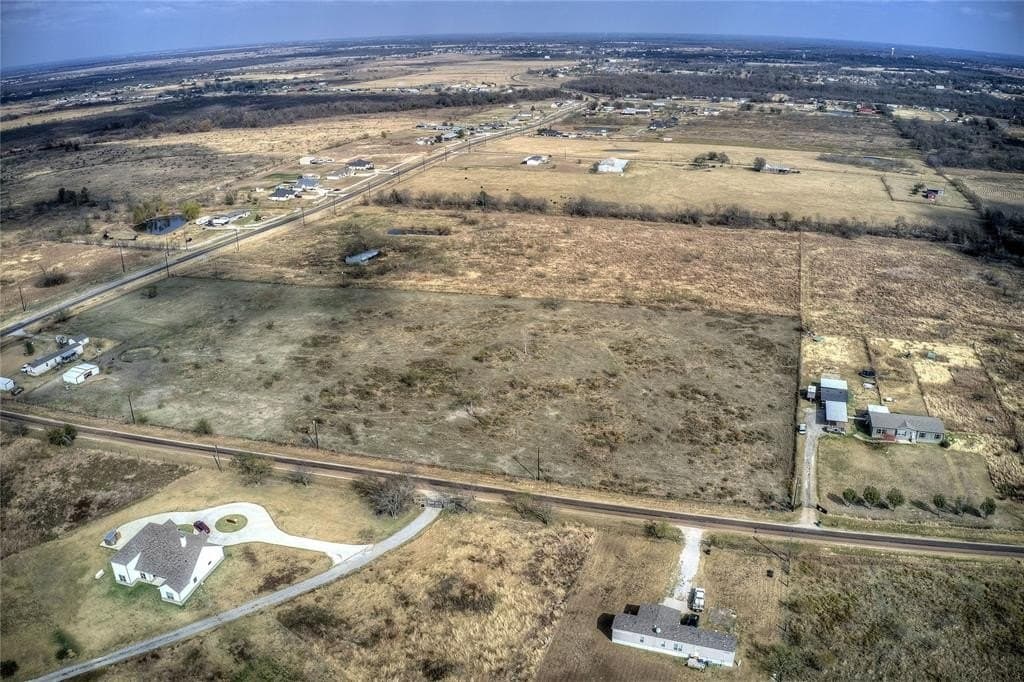 5 acres in Kaufman County - photo 15
