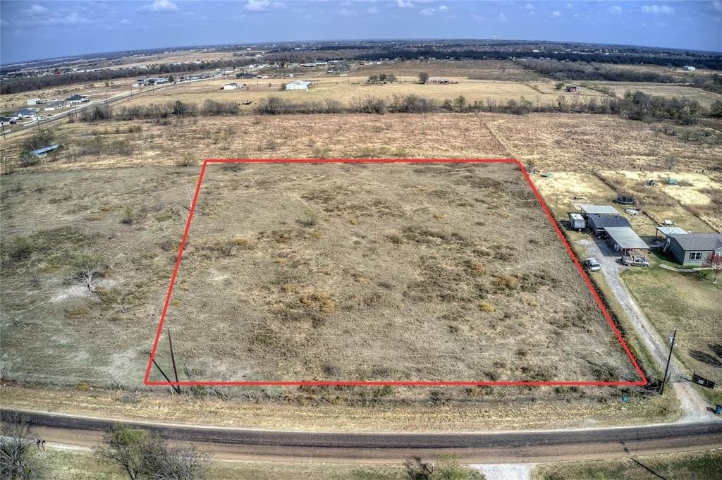 5 acres in Kaufman County - photo 2