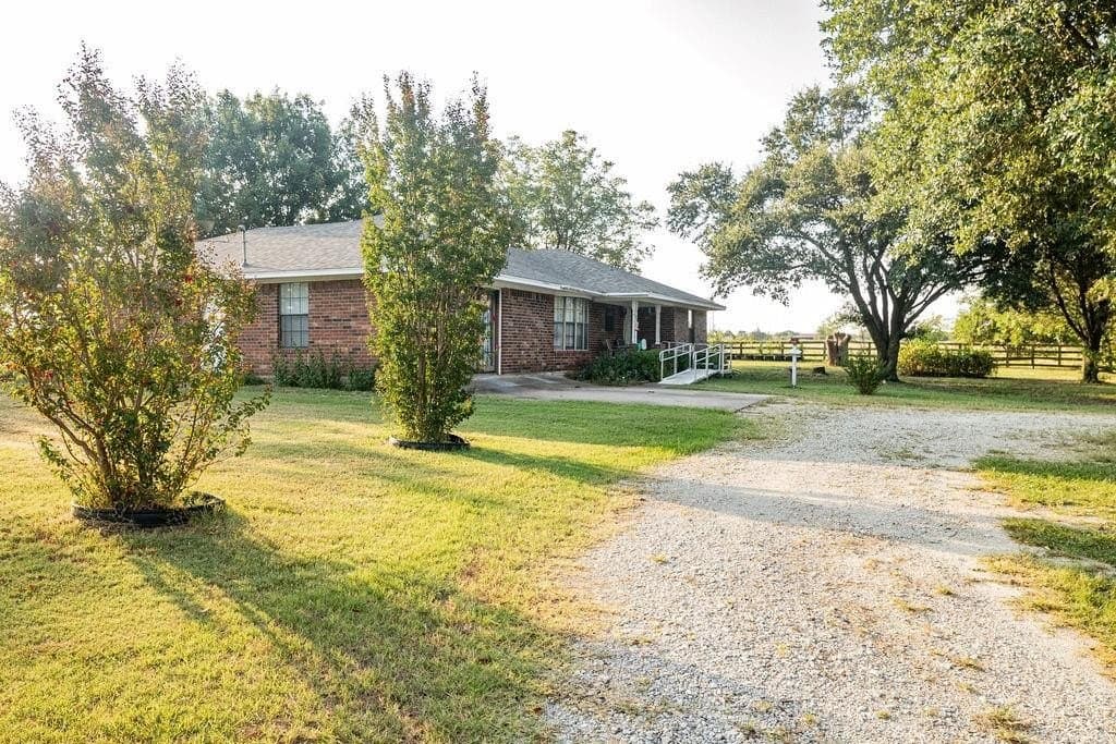 80.42 acres in Hill County - photo 32