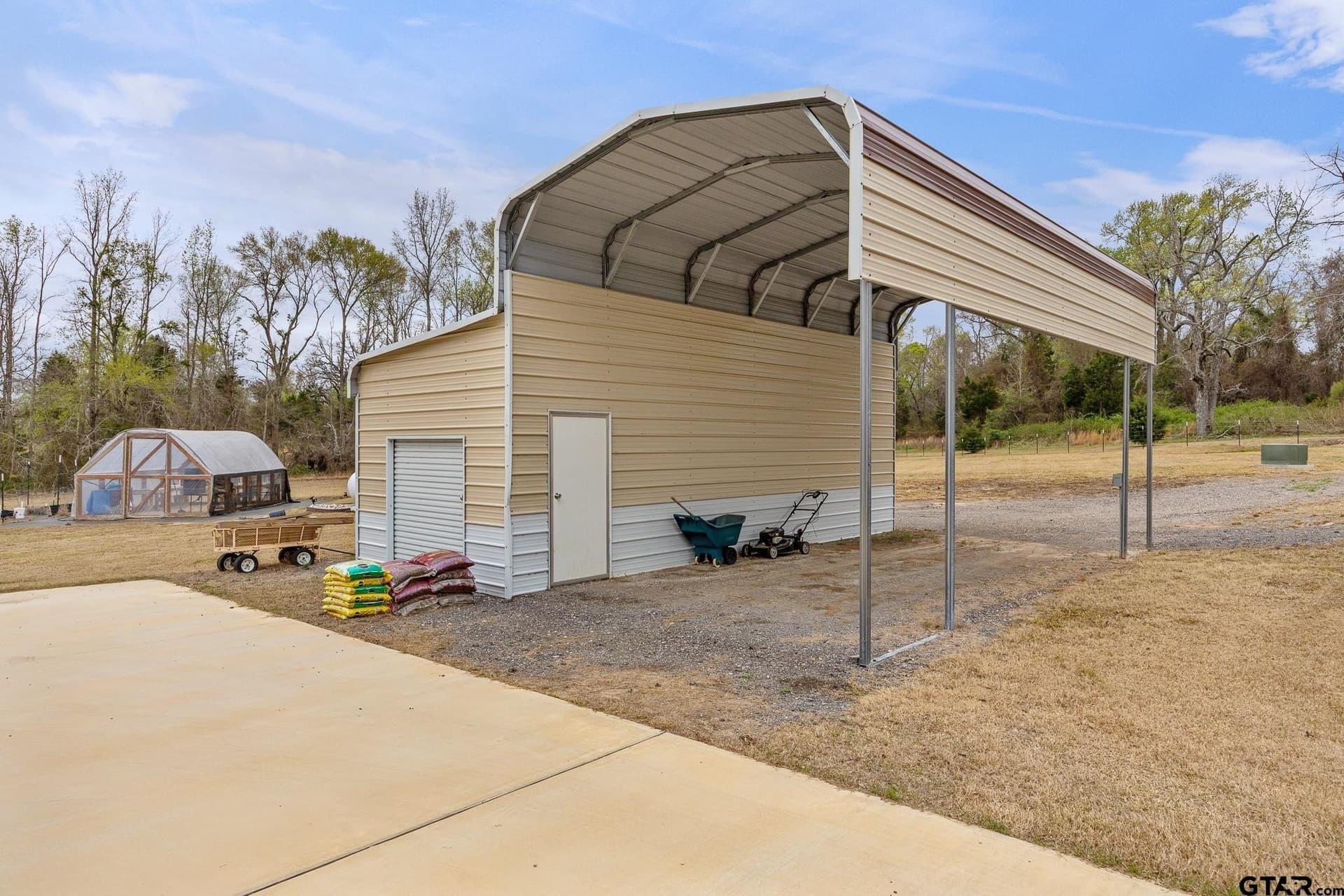 10.08 acres in Henderson County - photo 41