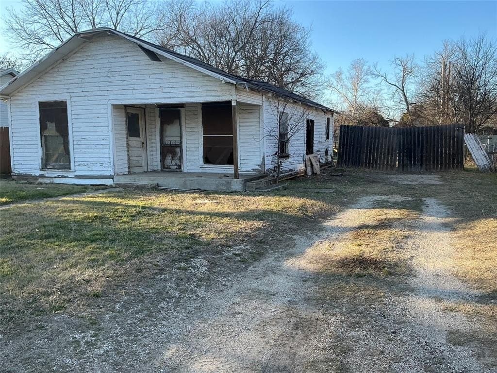 0.18 acres in Johnson County - photo 5