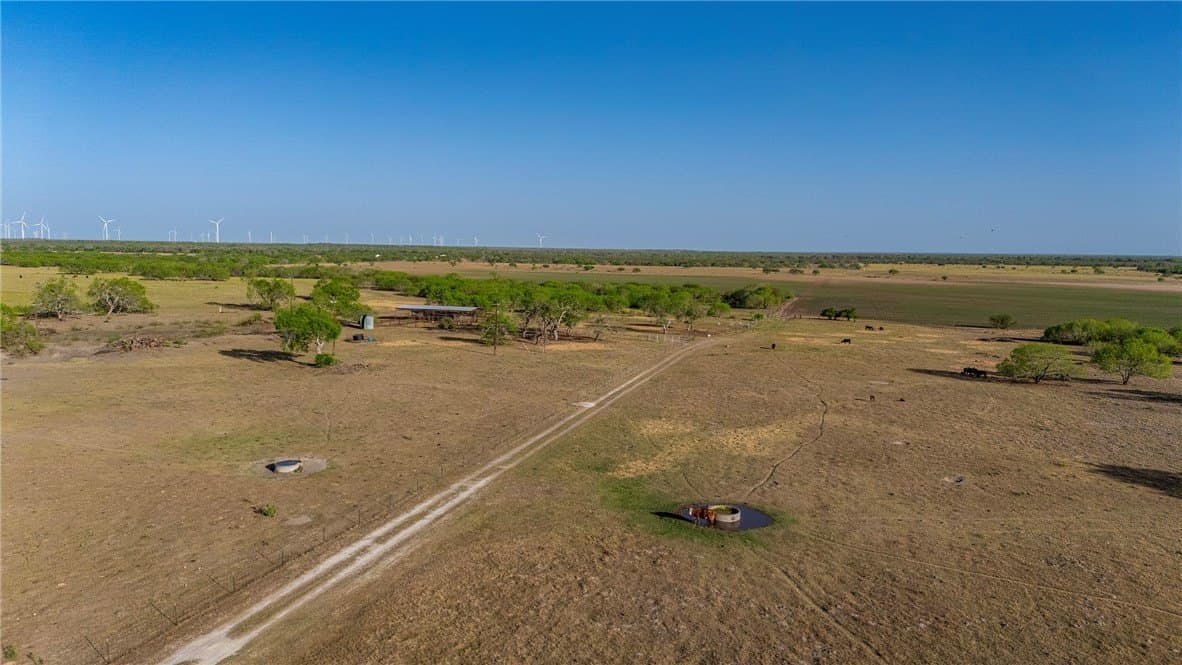 407 acres in Jim Wells County - photo 24