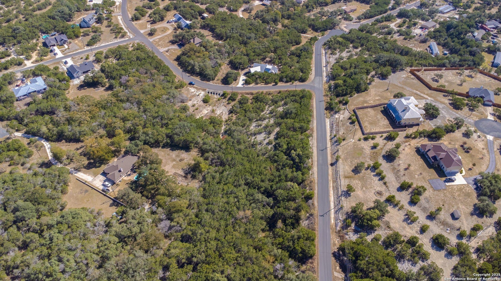 1.21 acres in Comal County - photo 4