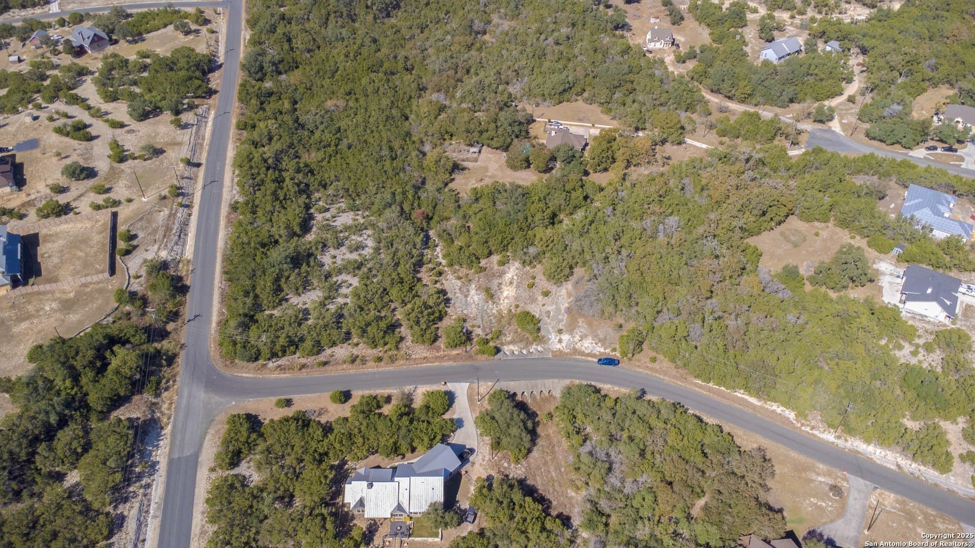 1.21 acres in Comal County - photo 2