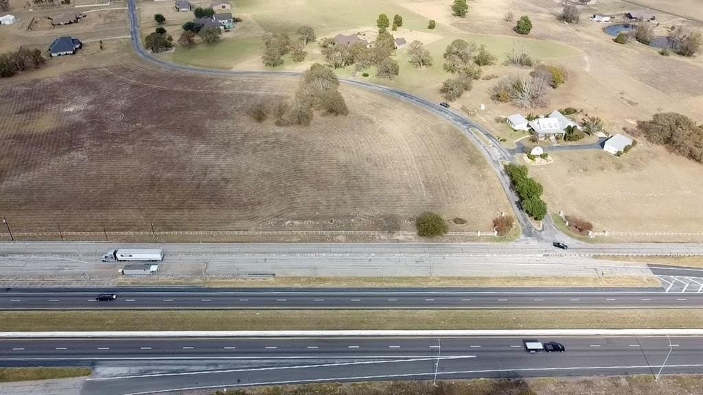 5.01 acres in Smith County - photo 11