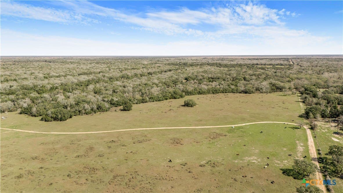 188.82 acres in Victoria County - photo 19