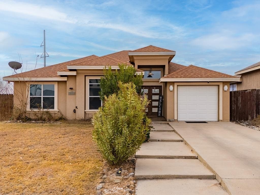 2779 Stone Hedge