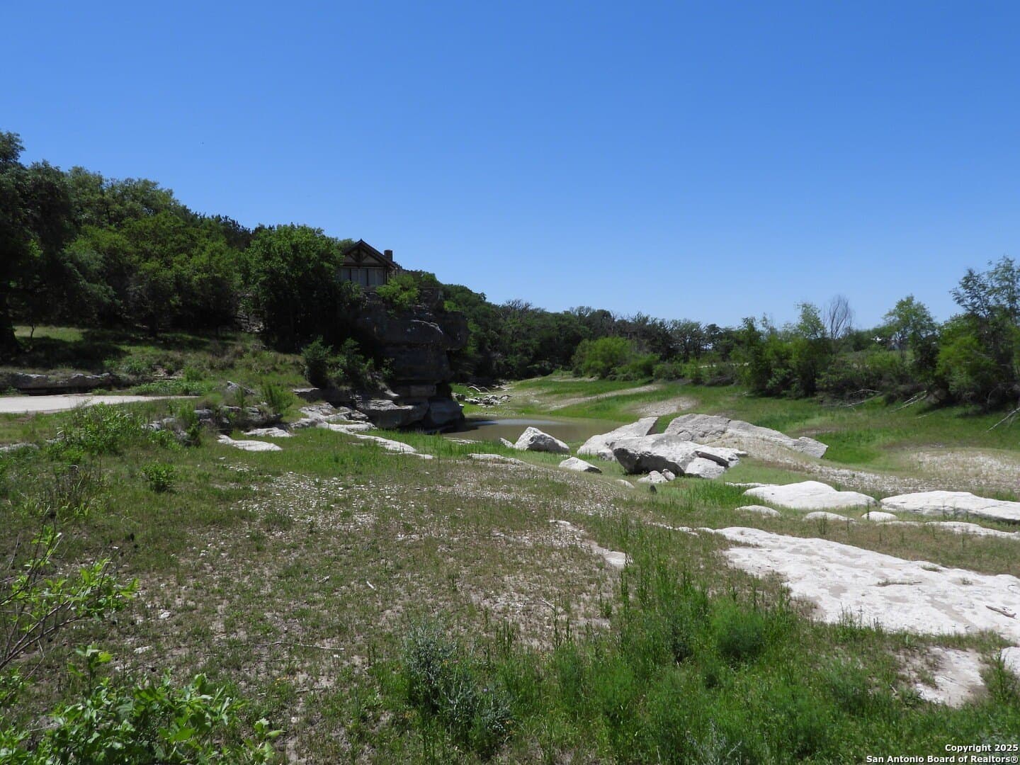 3.98 acres in Bandera County - photo 21