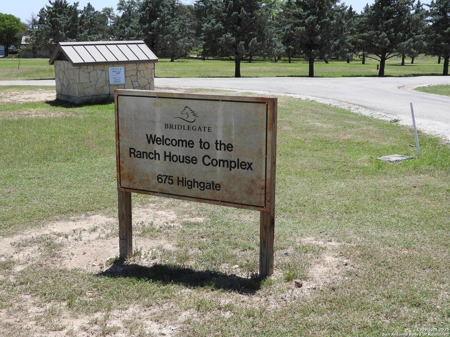3.98 acres in Bandera County - photo 36