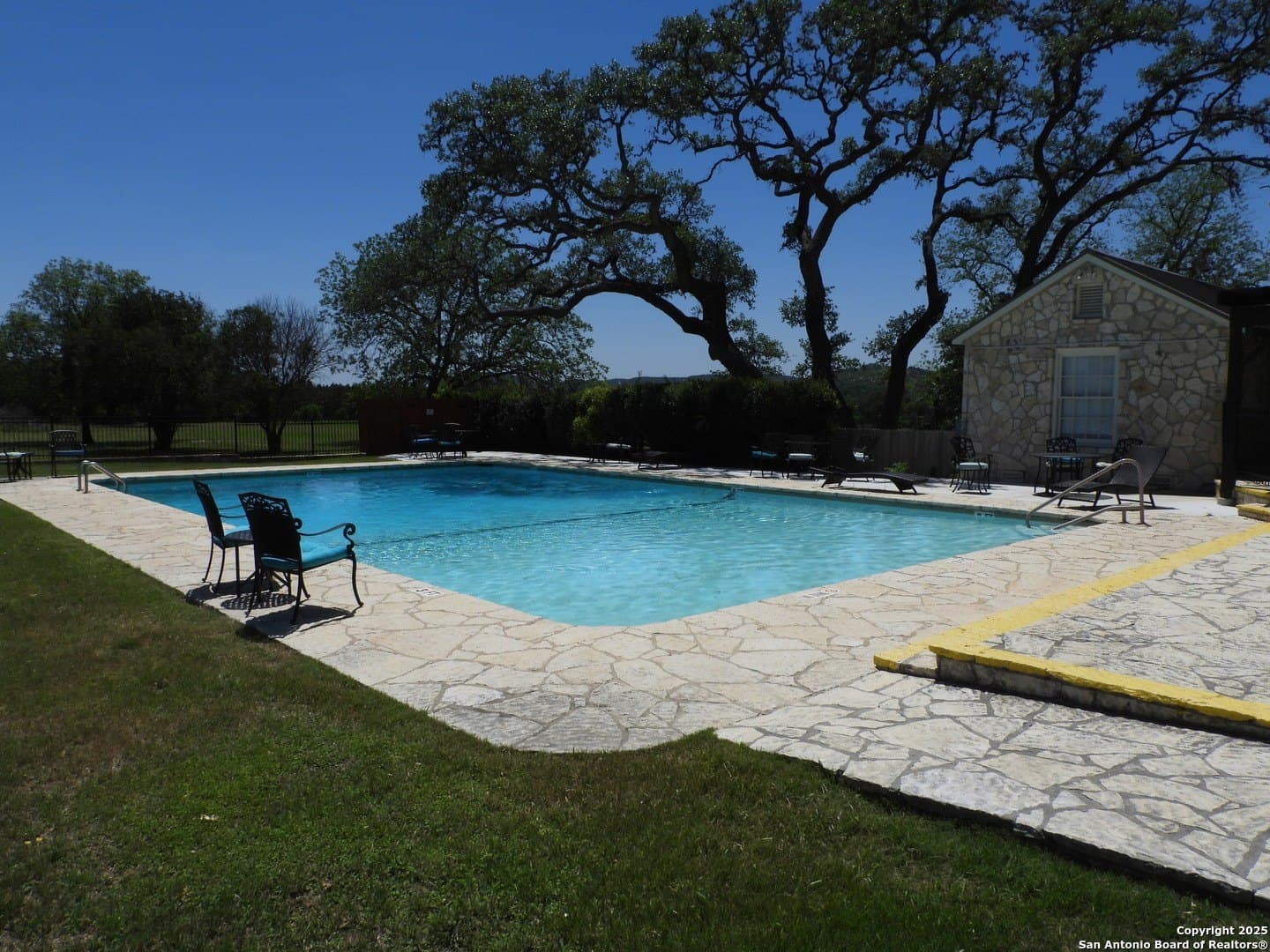 3.98 acres in Bandera County - photo 42