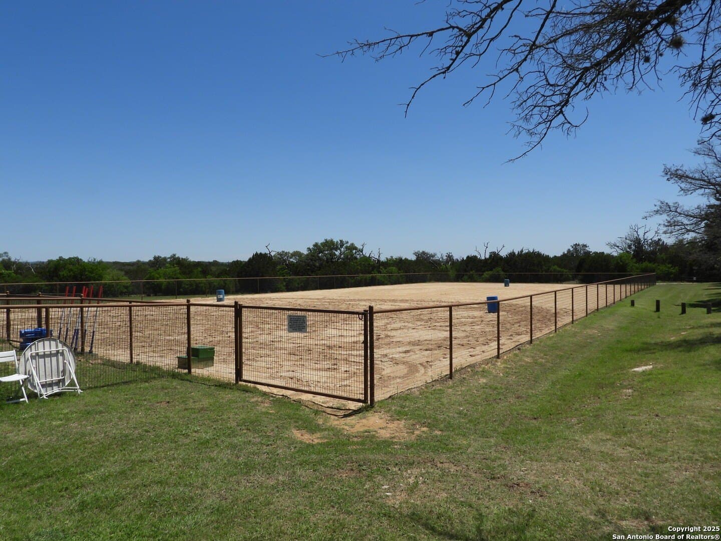 3.98 acres in Bandera County - photo 48