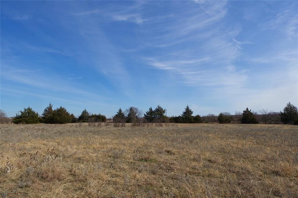 19 acres in Cooke County - photo 2