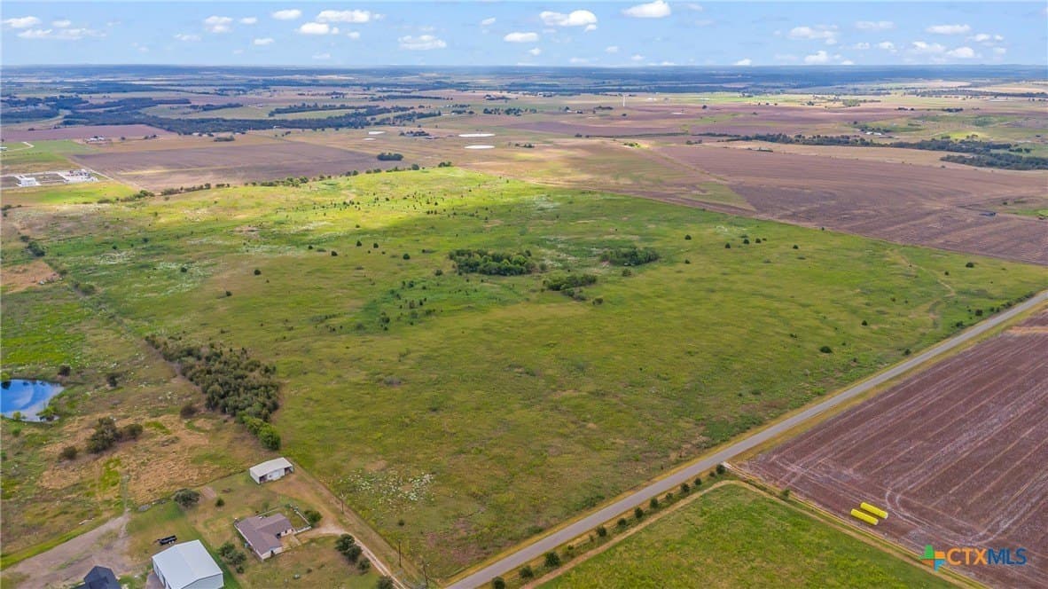 150.17 acres in Williamson County - photo 10