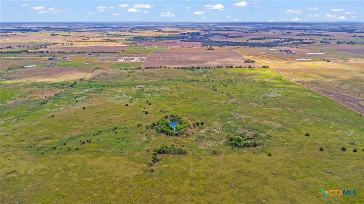 150.17 acres in Williamson County - photo 3