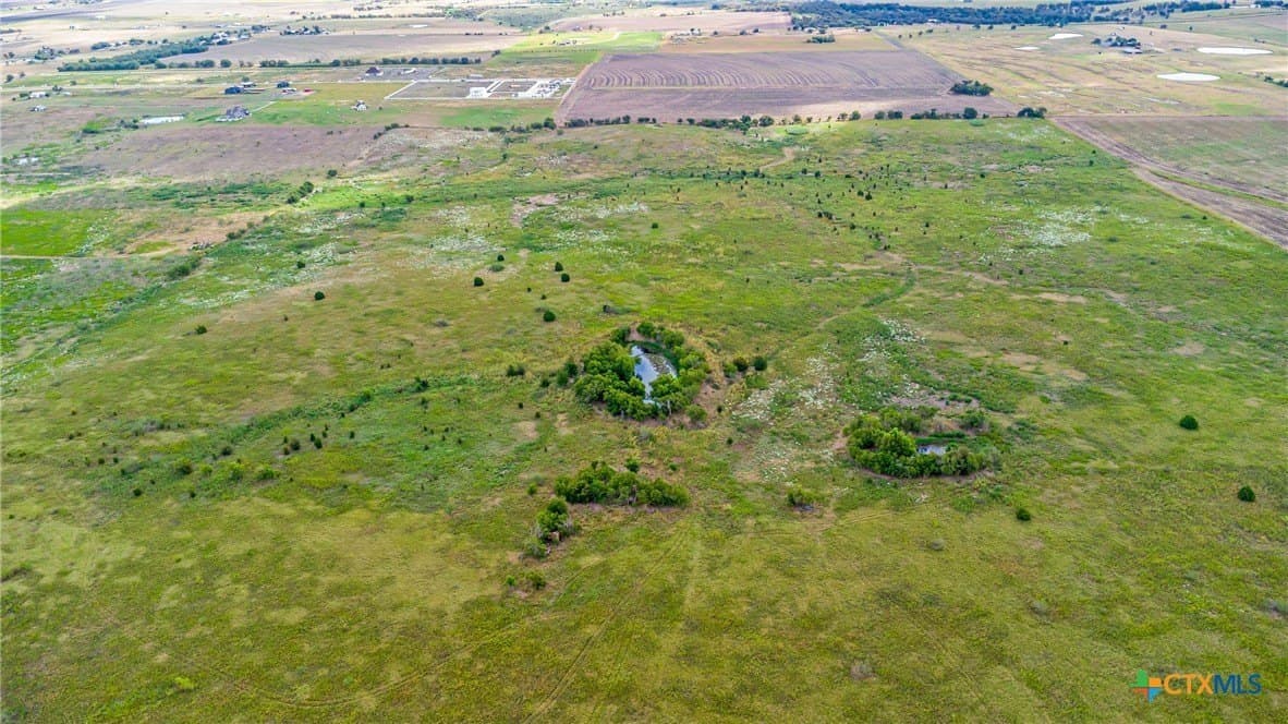 150.17 acres in Williamson County - photo 11