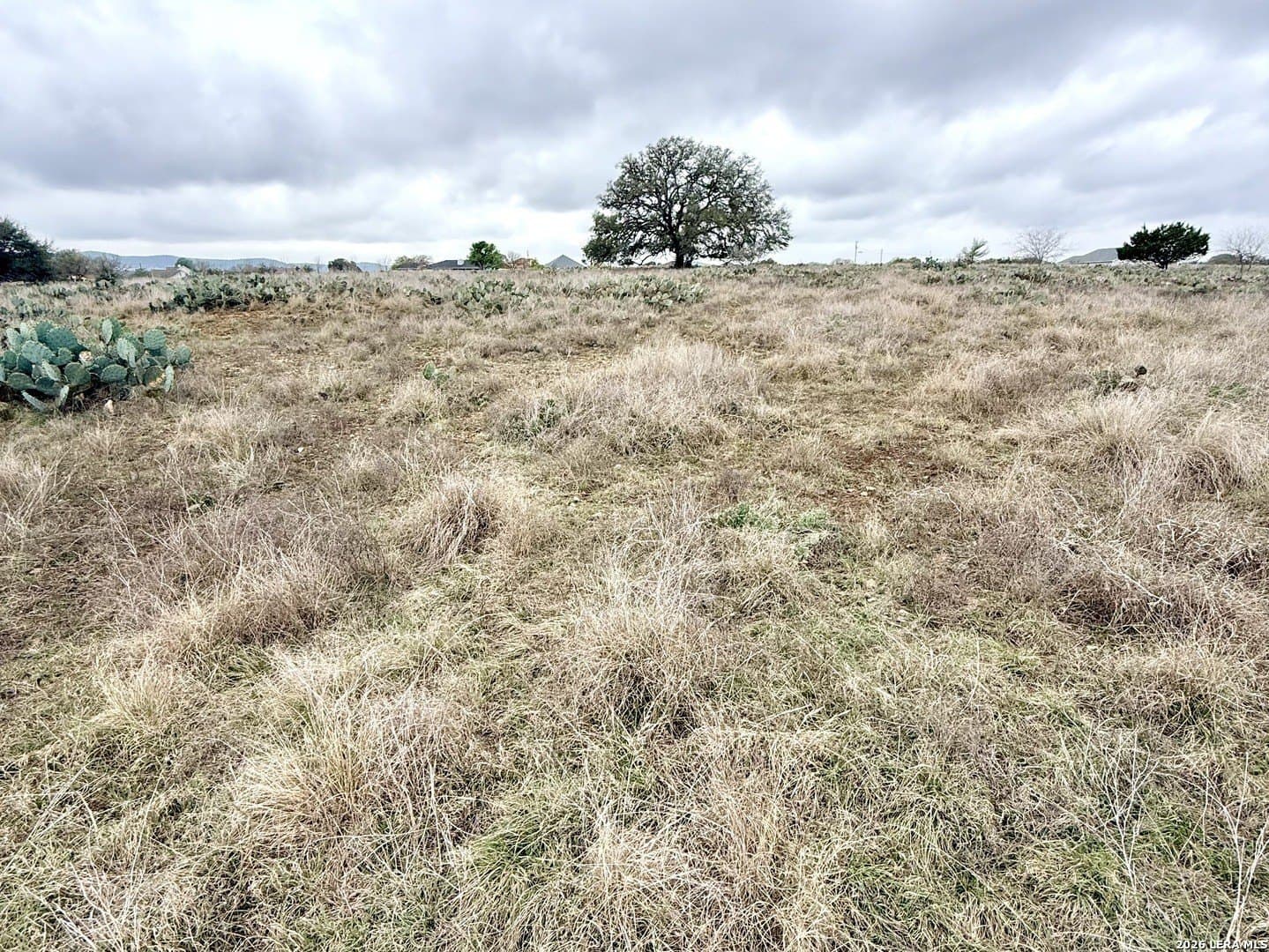 0.45 acres in Bandera County - photo 2