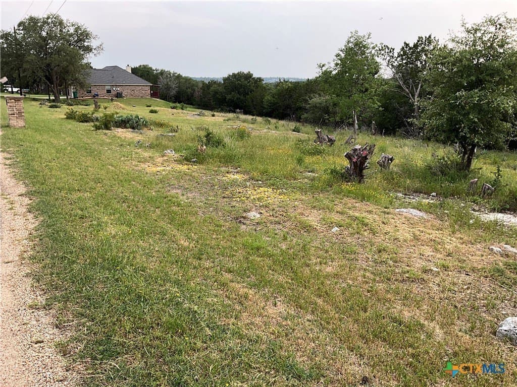 0.91 acres in Bell County - photo 8