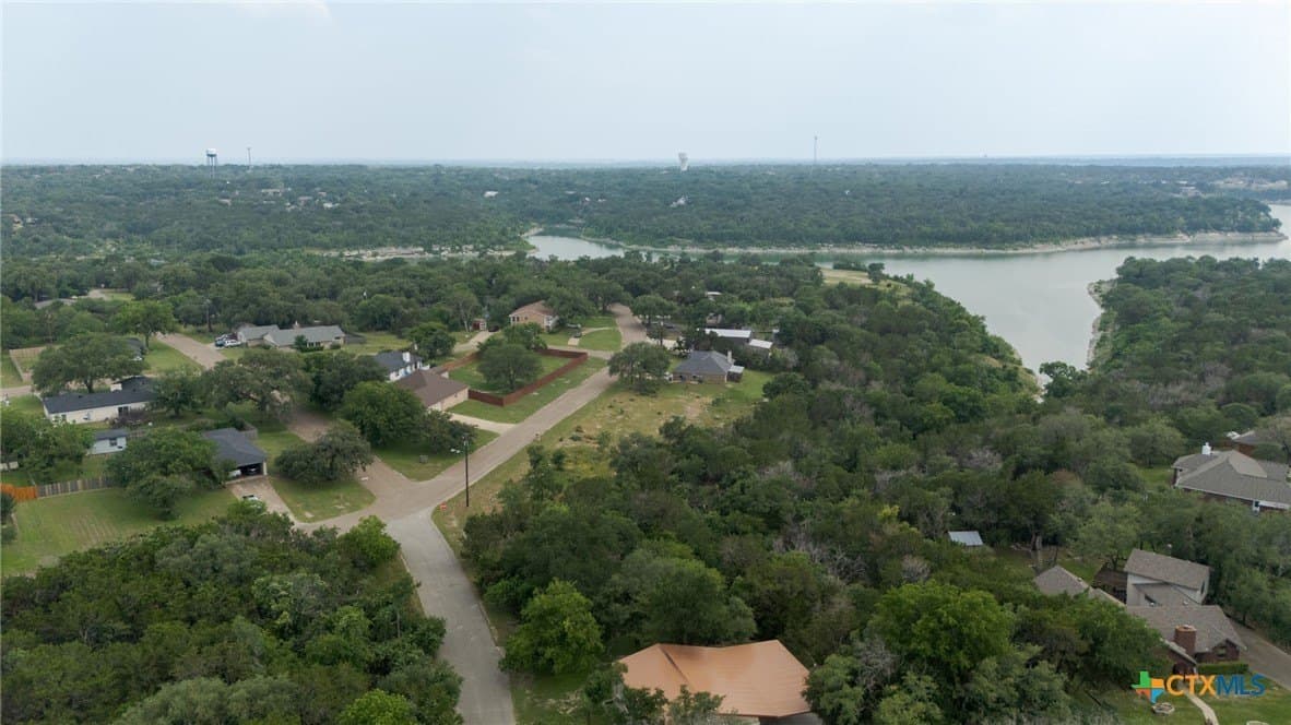 0.91 acres in Bell County - photo 11