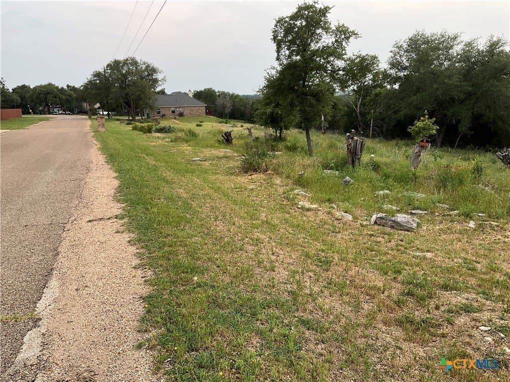 0.91 acres in Bell County - photo 9