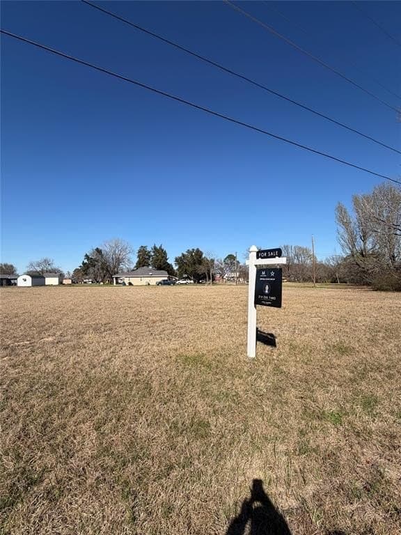 0.21 acres in Henderson County - photo 3