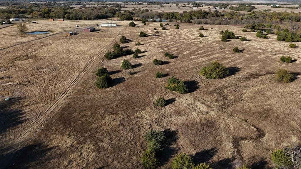 10 acres in Hunt County - photo 2