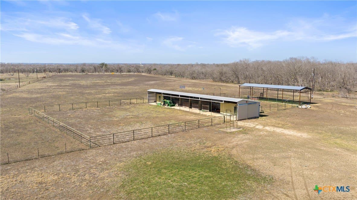 13.08 acres in Guadalupe County - photo 3