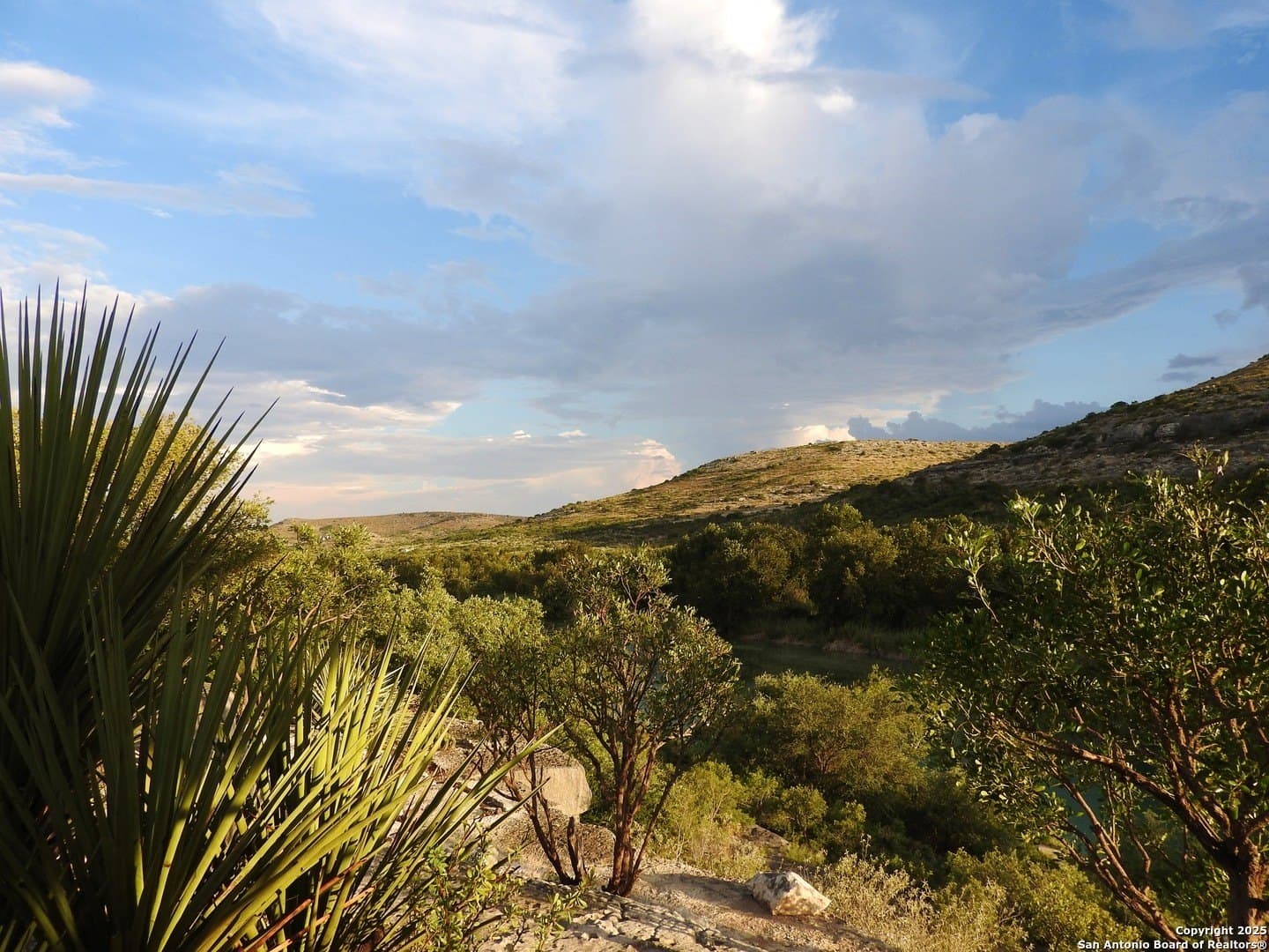 50.33 acres in Val Verde County - photo 17