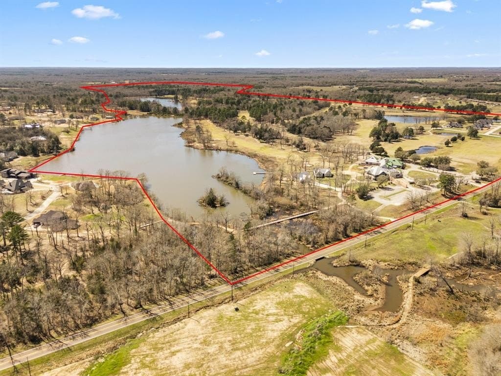 452.2 acres in Smith County - photo 3