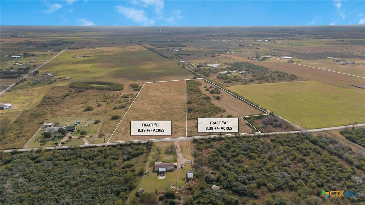8.38 acres in Victoria County - photo 9