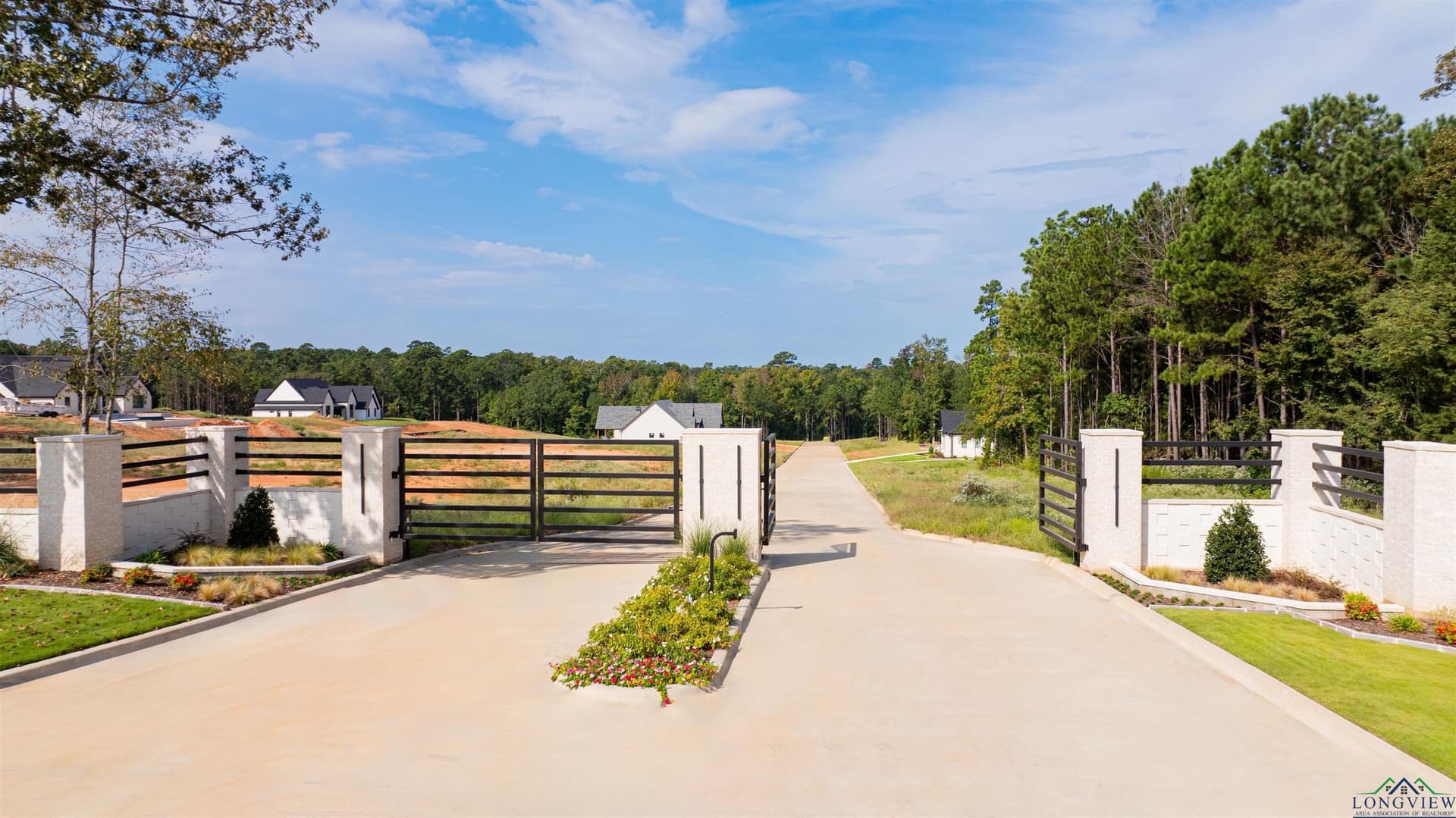 0.58 acres in Gregg County - photo 5