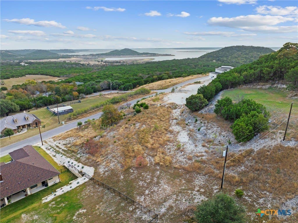 0.89 acres in Bell County - photo 2