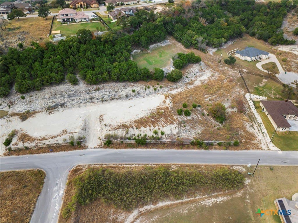 0.89 acres in Bell County - photo 6