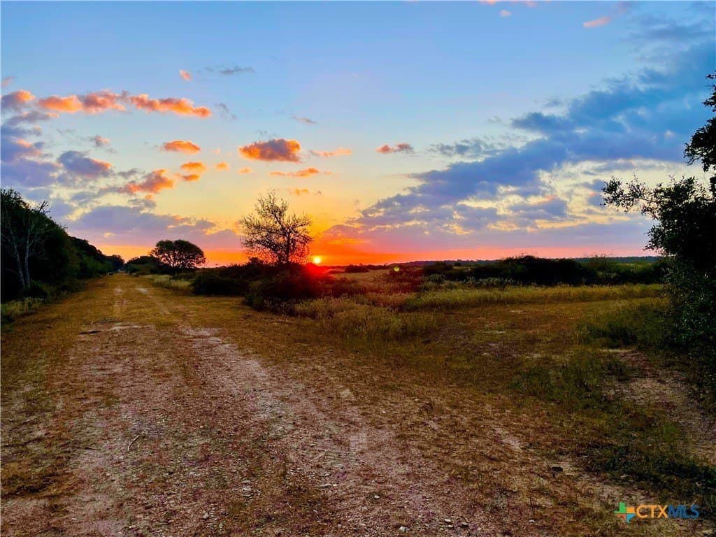 444 acres in Lavaca County - photo 10
