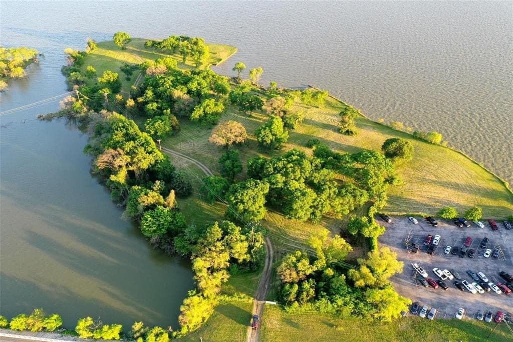10.68 acres in Henderson County - photo 2