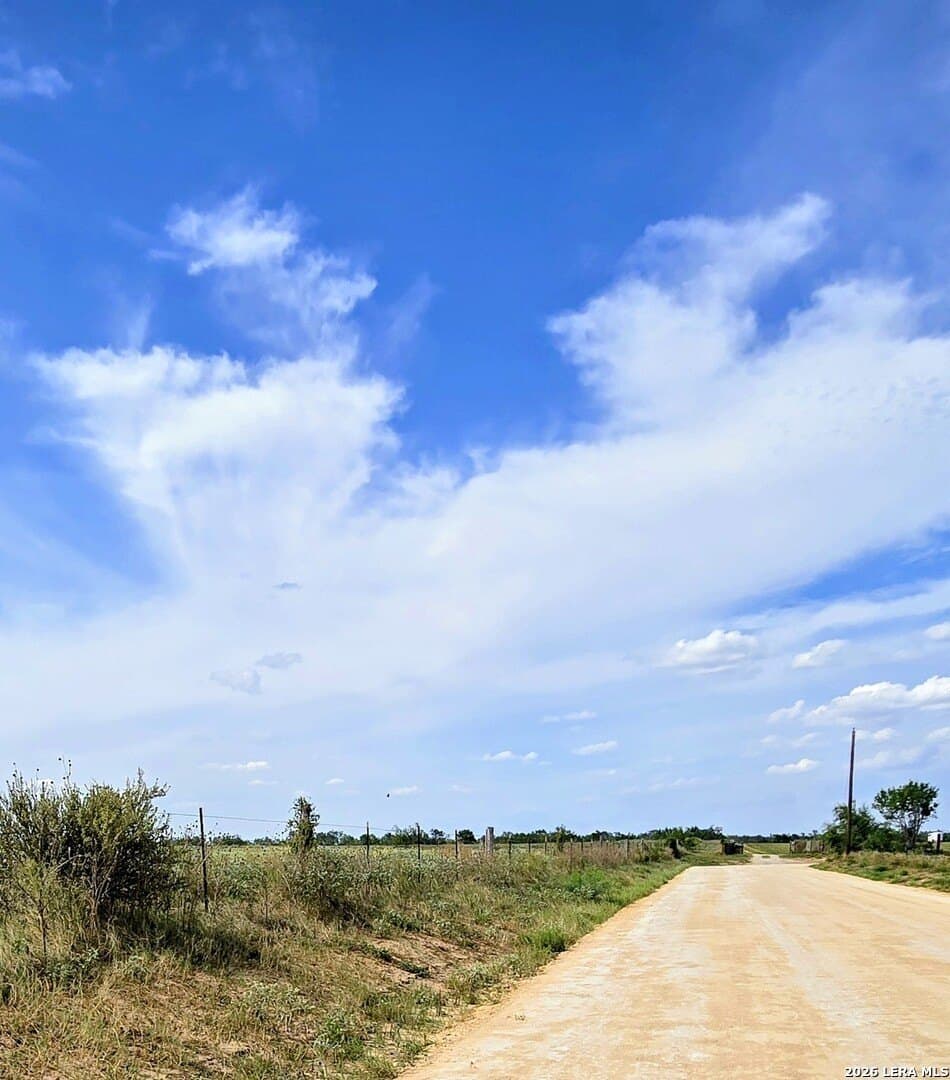 23.45 acres in Frio County - photo 6