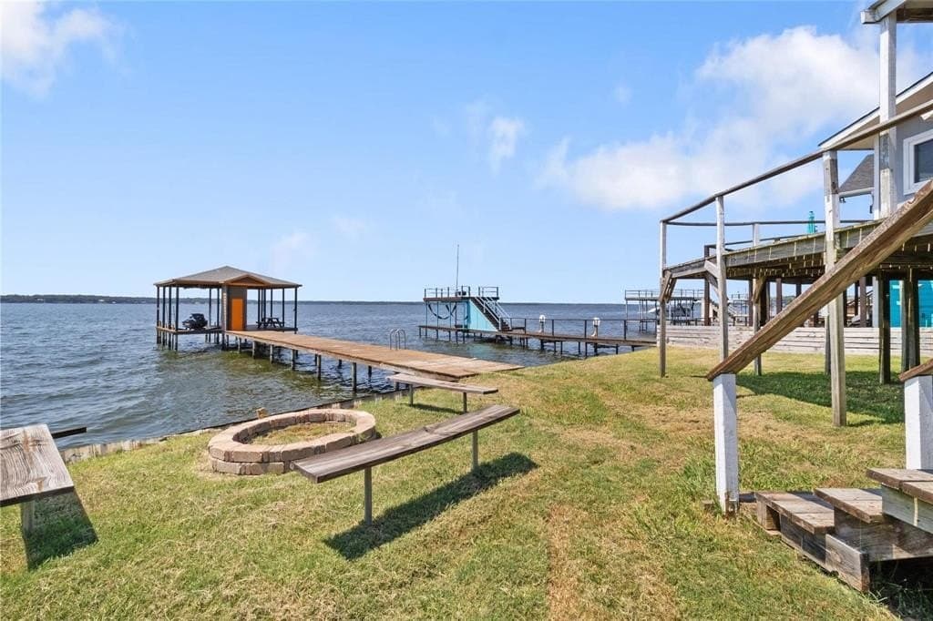 0.14 acres in Henderson County - photo 16