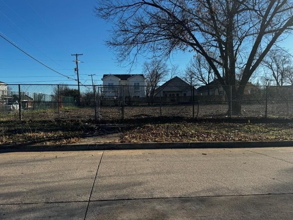 0.43 acres in Tarrant County - photo 2