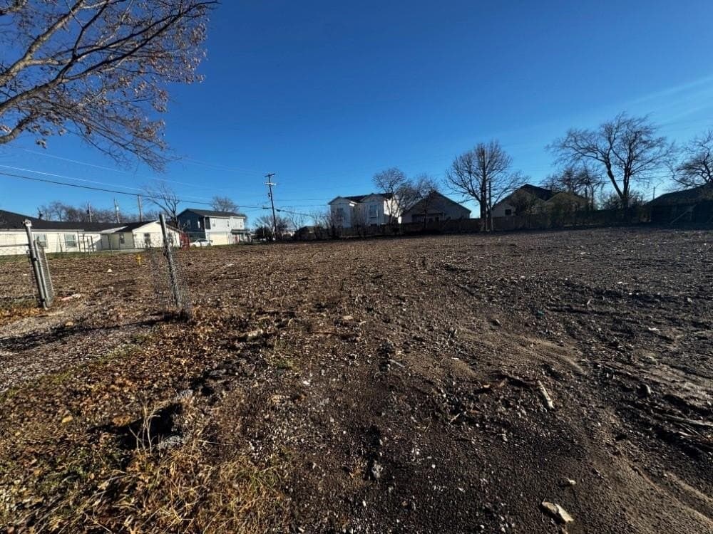 0.43 acres in Tarrant County - photo 5