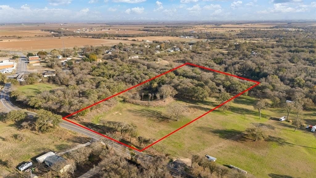6 acres in Hill County - photo 4
