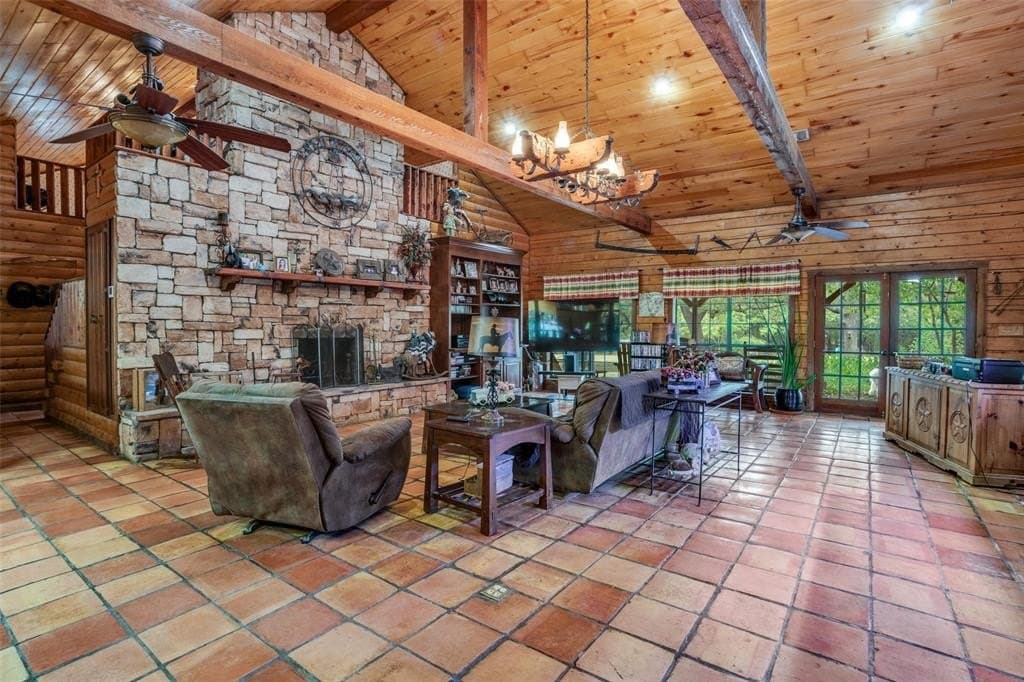 31.09 acres in Cooke County - photo 18